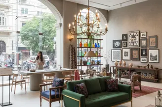 Showroom Interior Designer in Delhi